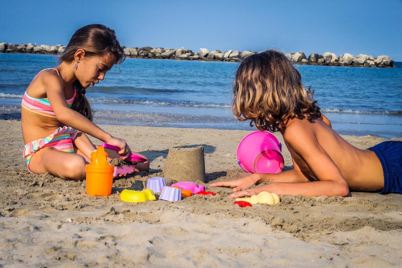 Hotel Villa Saba Bellaria – Igea Marina Kültér fotó